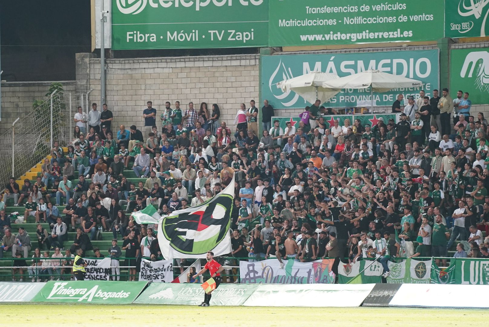 Las imágenes del Cacereño-Tenerife
