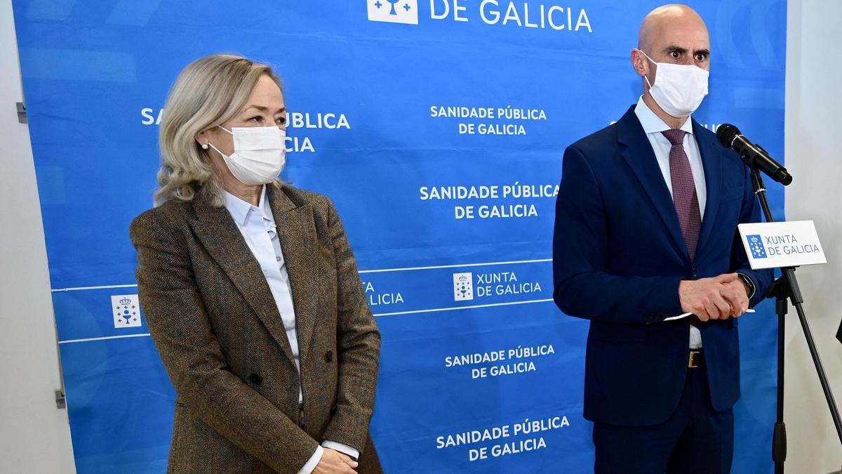 Estrella López-Pardo, con su antecesor, José Flores, en un acto de hace unos meses