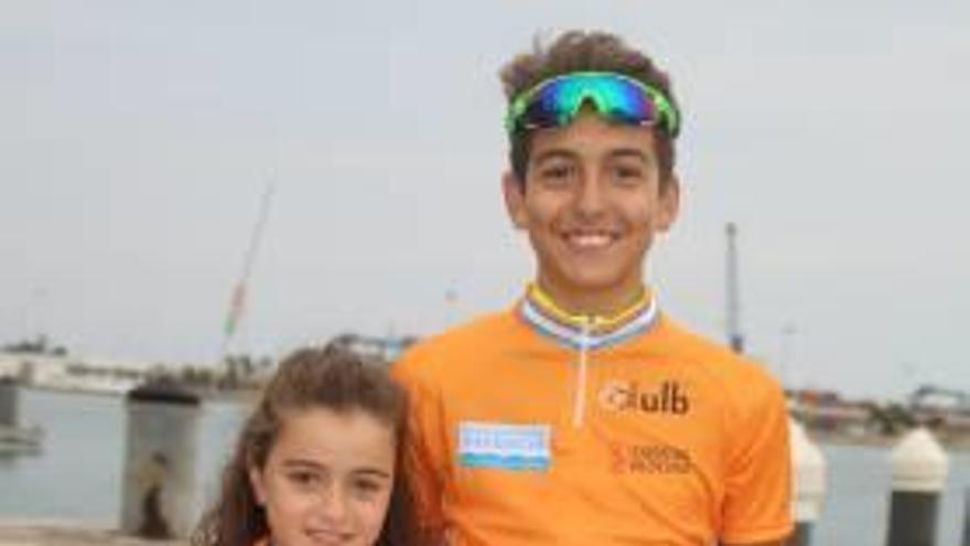 La Escuela Triasport Gandia cierra 2017 con 2 campeones, Iván Gomar y Carla Bañuls