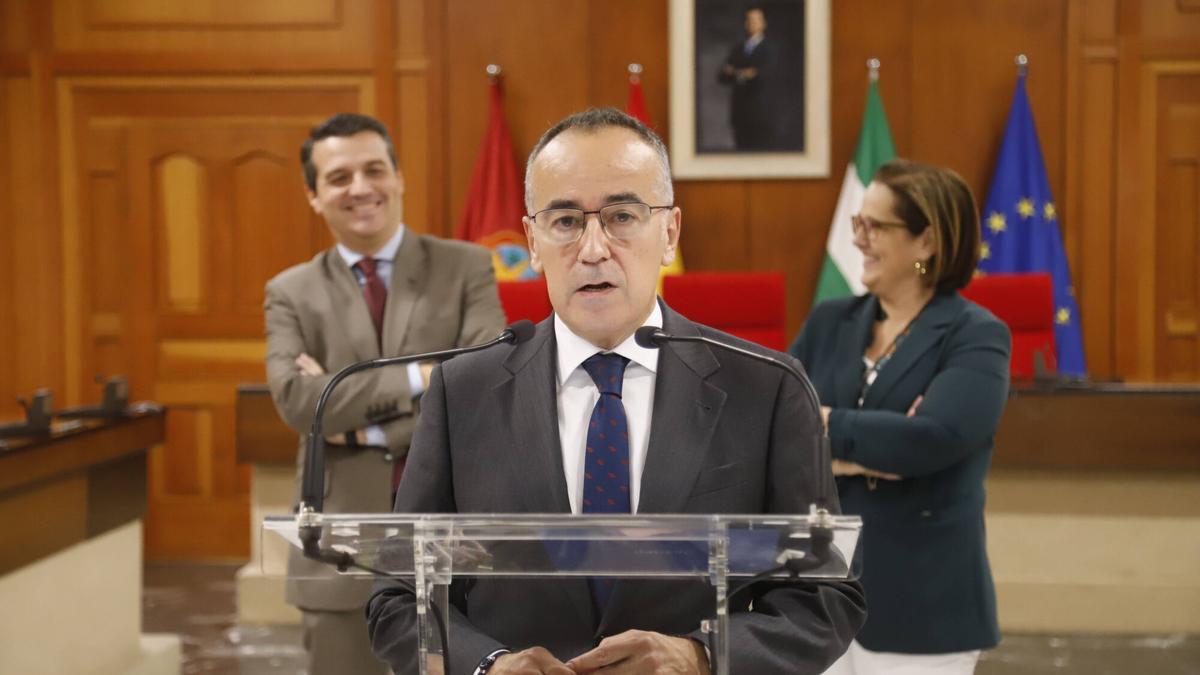 Presentación en el Ayuntamiento de la llegada a Córdoba de la empresa Ghenova Ingeniería