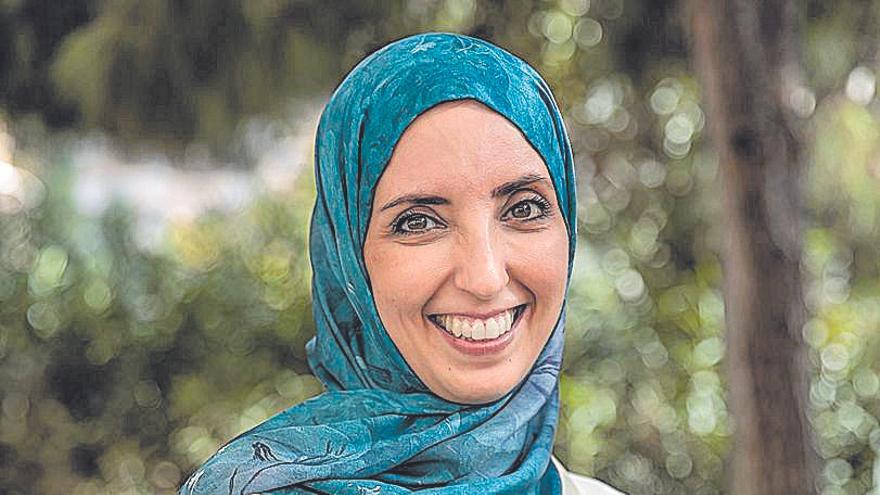 Fátima Hamed Hossain: «Llevo velo por decisión propia, por rebeldía y por qué no»