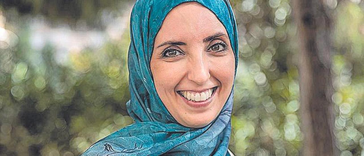 Fátima Hamed Hossain: «Llevo velo por decisión propia, por rebeldía y ...