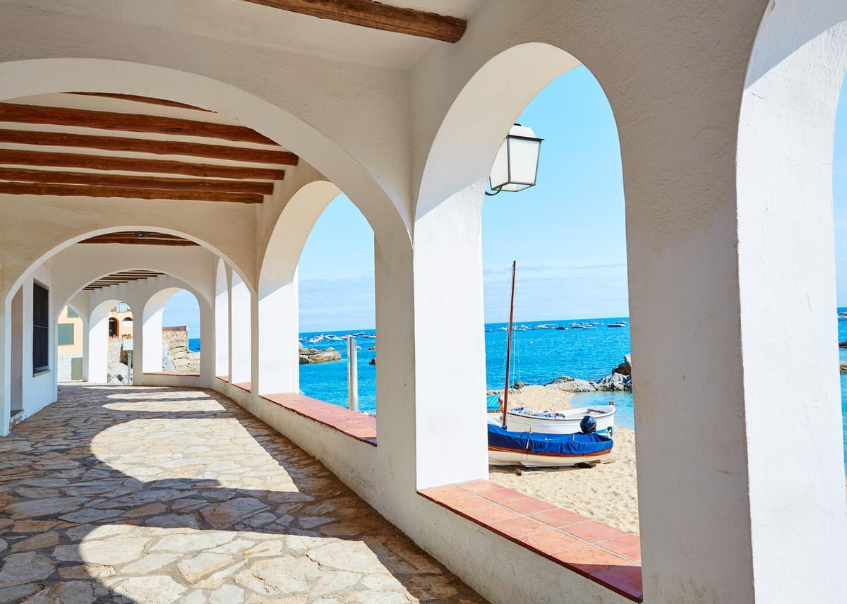 Calella de Palafrugell en la Costa Brava de Giron