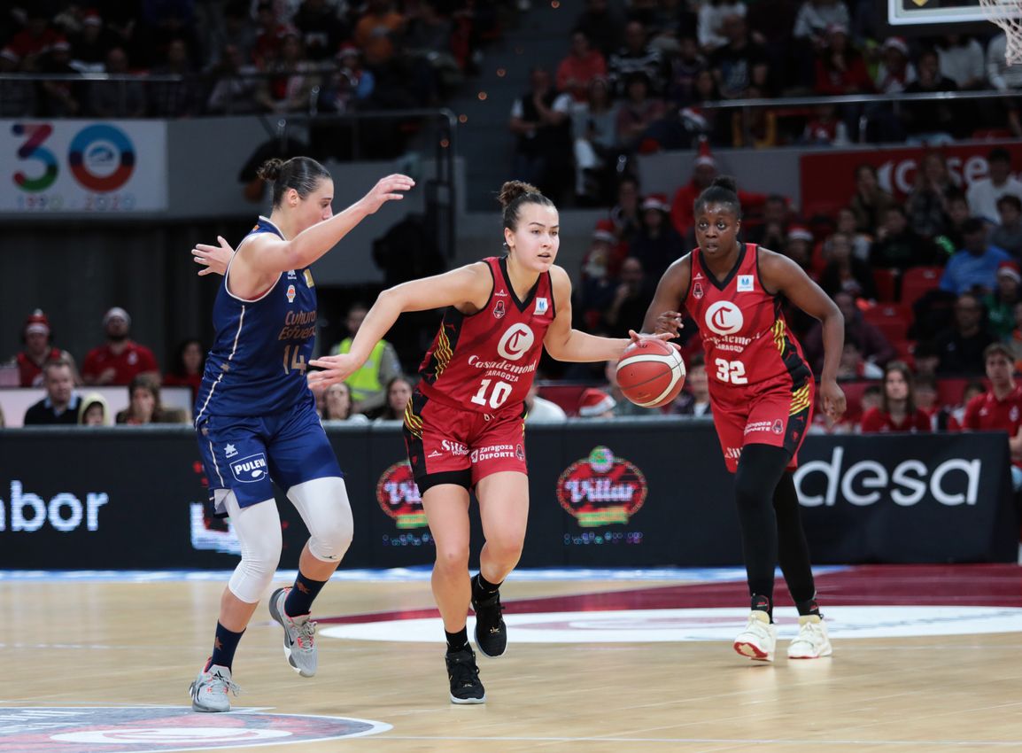 En imágenes | El Casademont cae ante el Valencia Basket en un Príncipe Felipe entregado