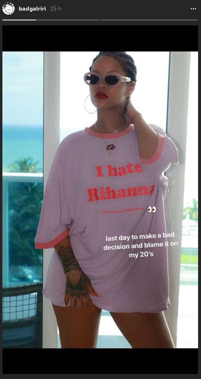 Rihanna posa en sus historias de Instagram