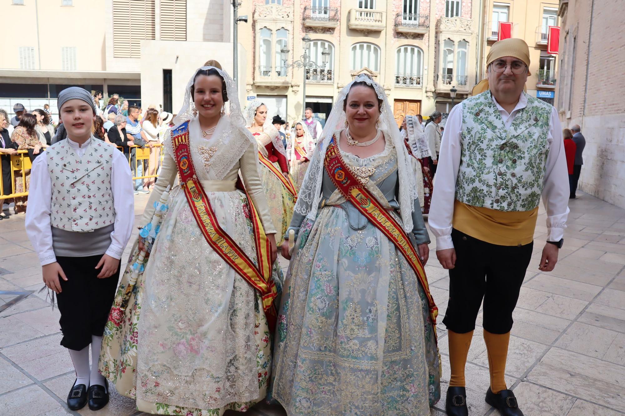 Las comisiones de falla en la Procesión de la Virgen (2/5)