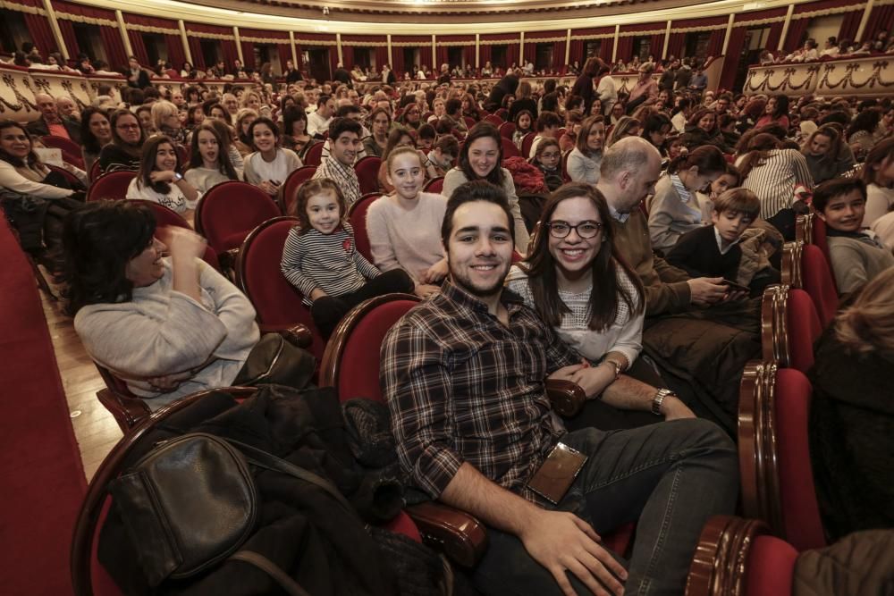 Colas kilométricas para asistir al espectáculo del Ballet de Moscú