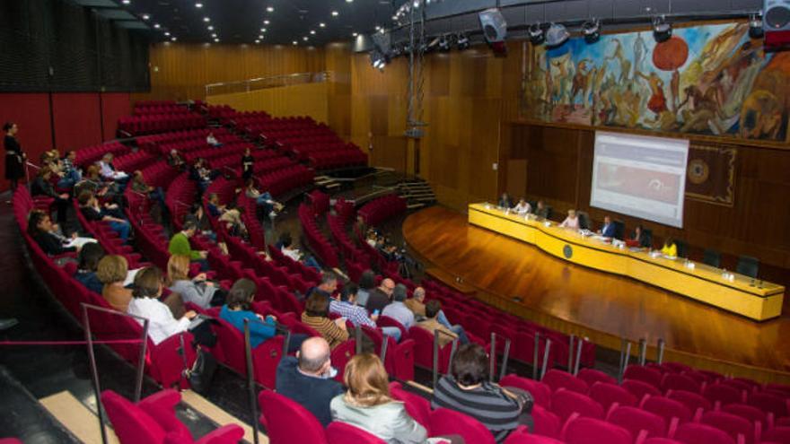 Sesión del Claustro de la Universidad de Las Palmas de Gran Canaria.