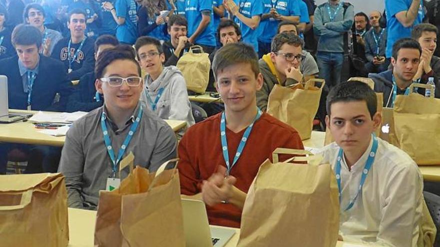 Alumnes d&#039;Arrelsen un concurs de programació