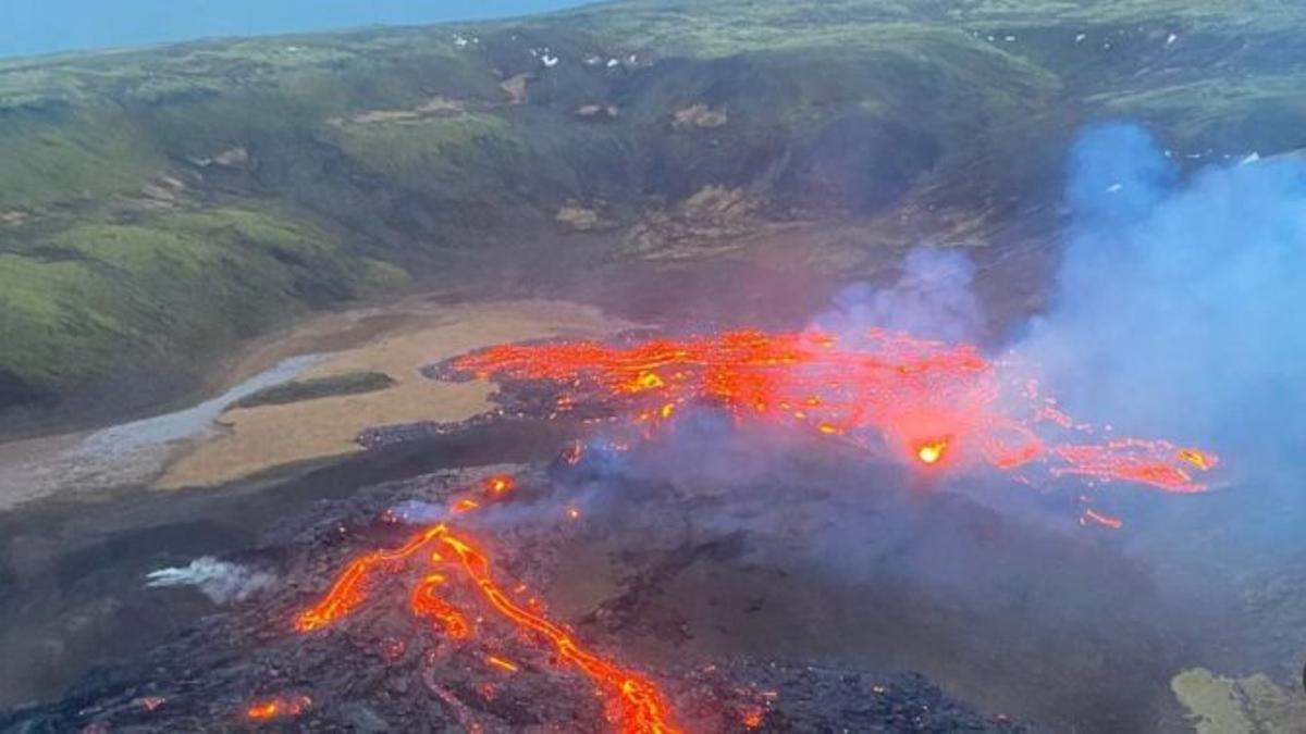 Entra en erupción el volcán de Islandia dormido desde hacía 800 años