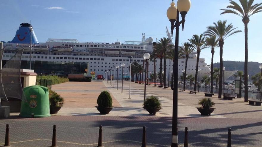 La zona de los bajos comerciales es ahora una explanada para eventos.