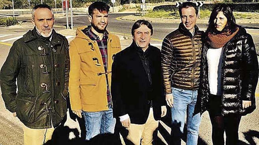 Tauler, Jareño, Rovira, Galmés y Porquer, ayer en Campos.