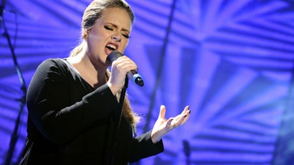 Adele, indignada con una revista francesa