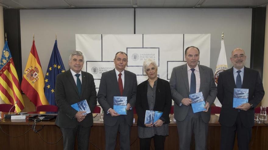 Vicent Esteban, Salvador Navarro, Marilda Azulay, José Vicente Morata y Pedro Coca, ayer en el rectorado de la Politécnica.