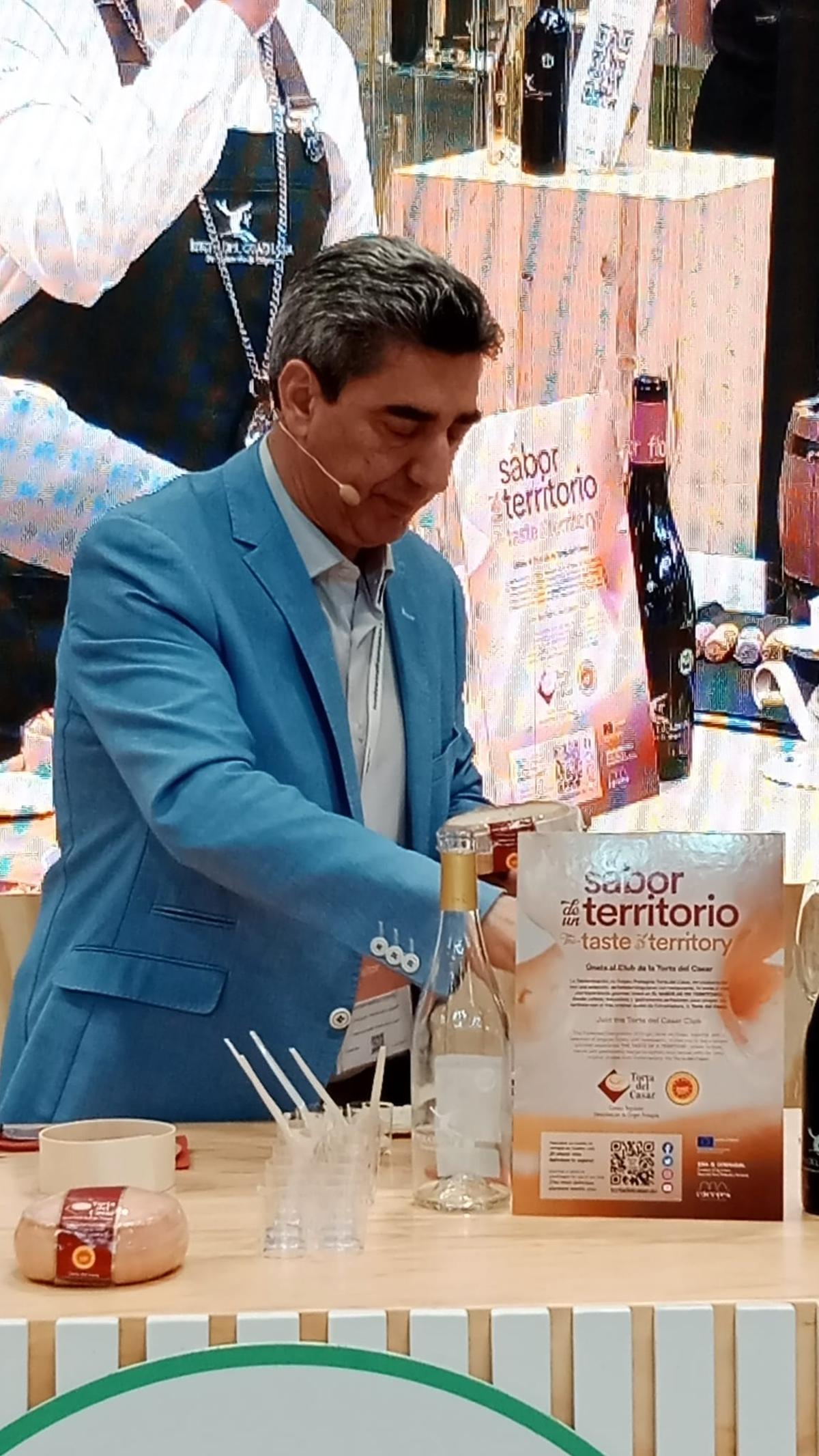 Javier Muñoz, director técnico de DOP Torta del Casar, en el último Salón de Gourmets.
