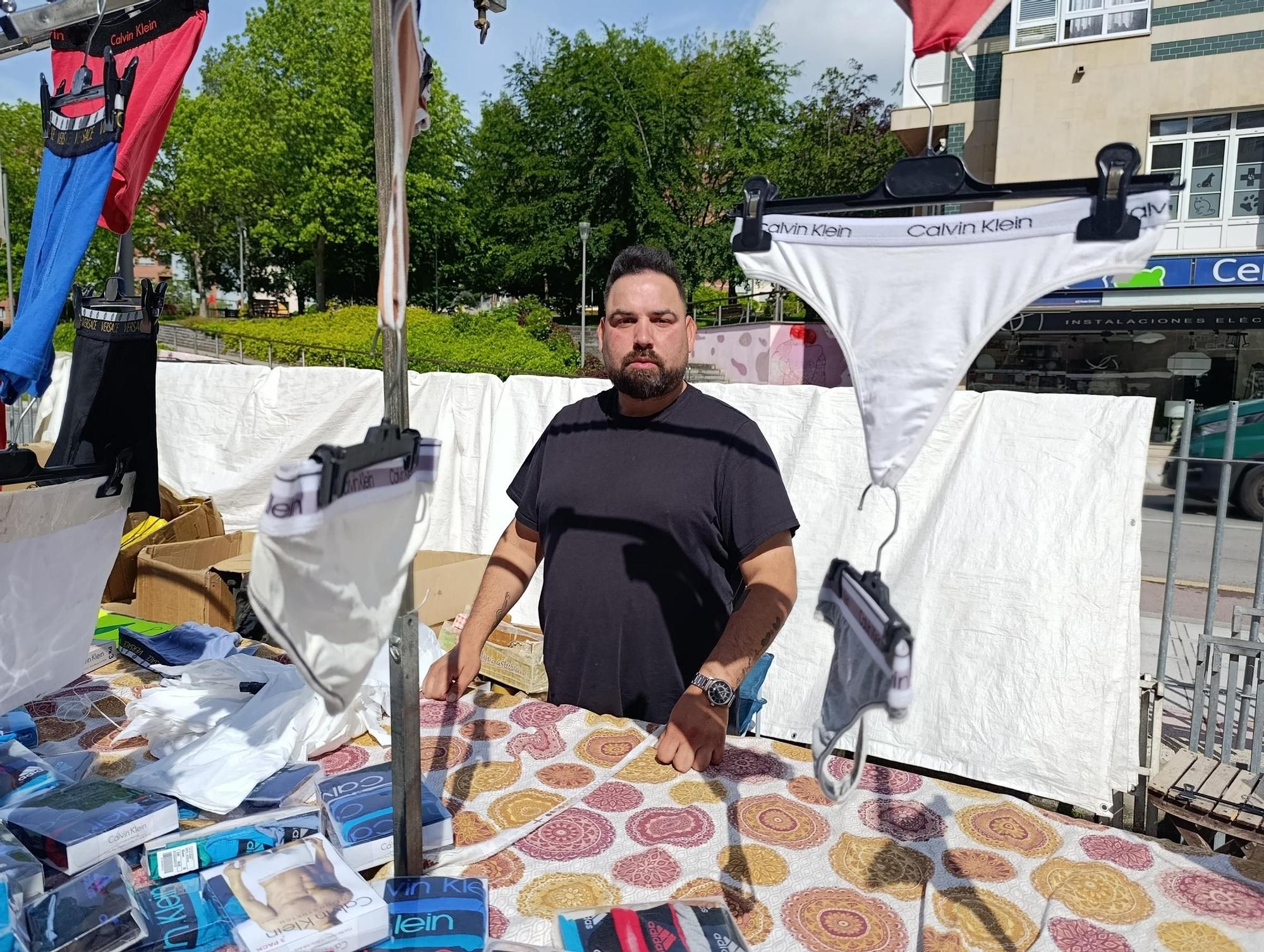 Internet vence al mercado de la Pola