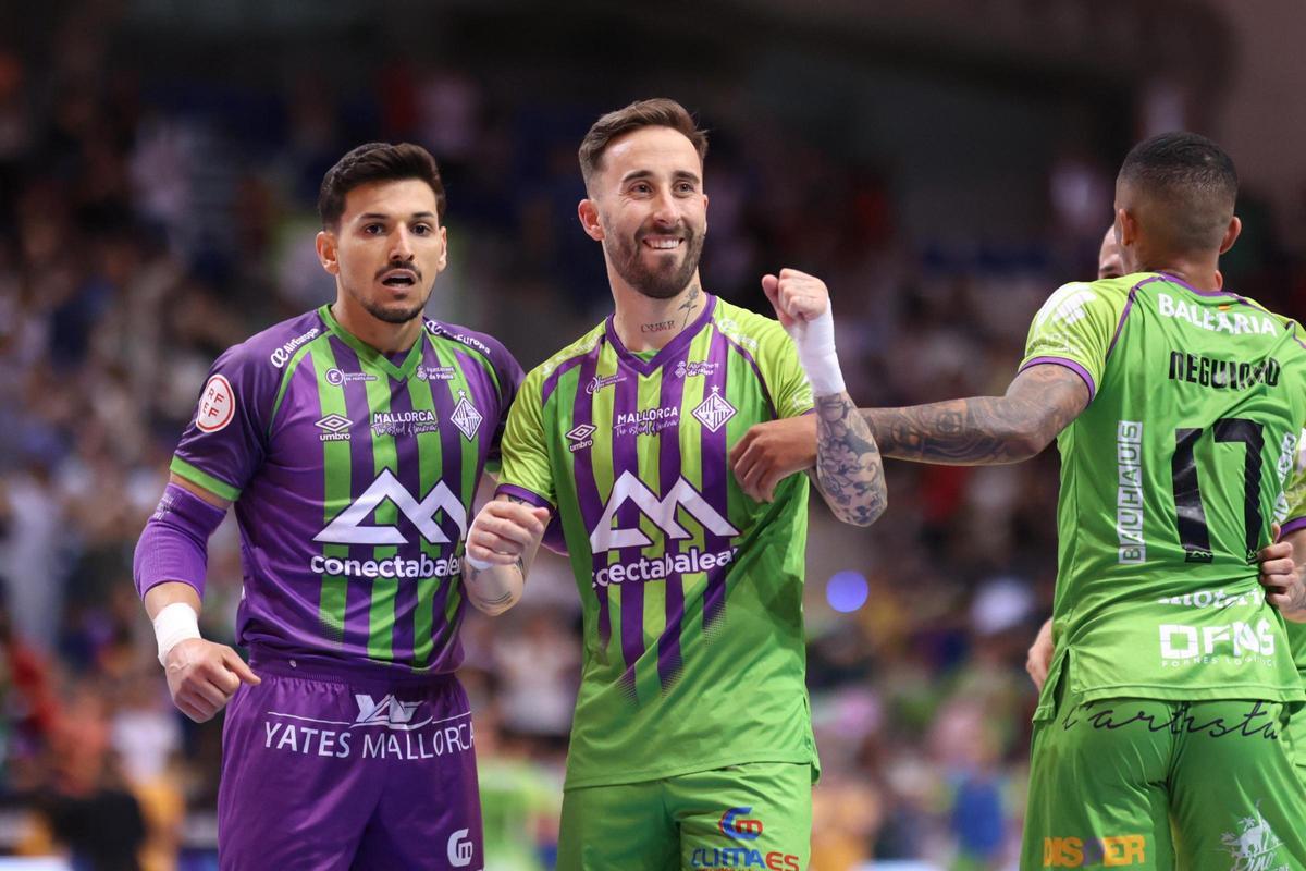 Rivillos celebra el gol de la victoria ante Osasuna Magna este jueves en Son Moix