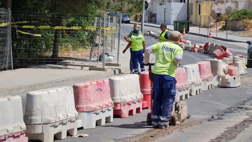 Cortan el tráfico en la circunvalación de La Tafalera de Elda por las obras del alcantarillado
