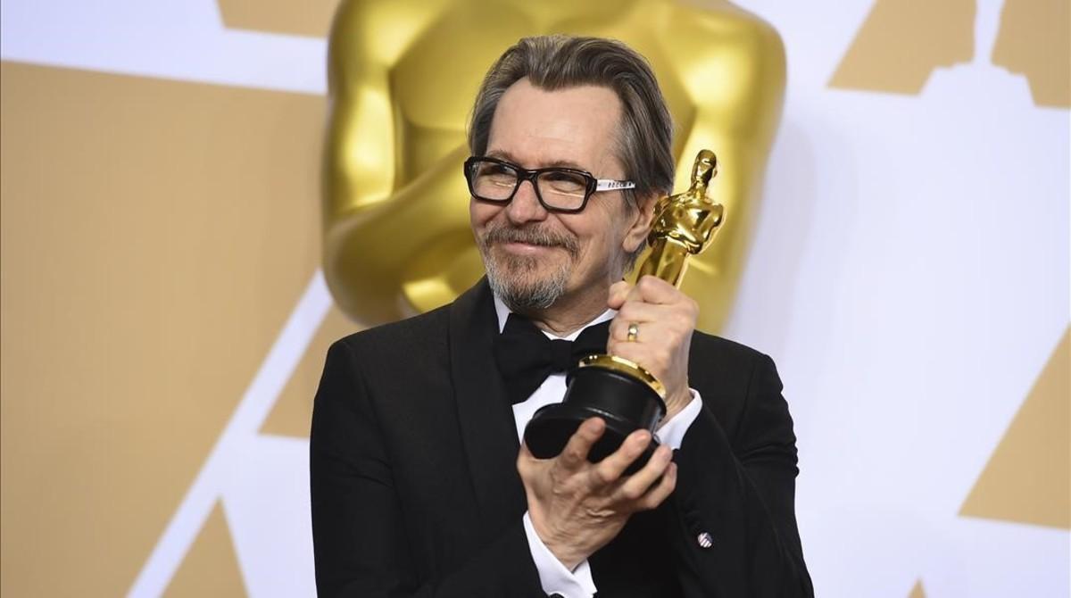 zentauroepp42408706 gary oldman  winner of the award for best performance by an 180305185709