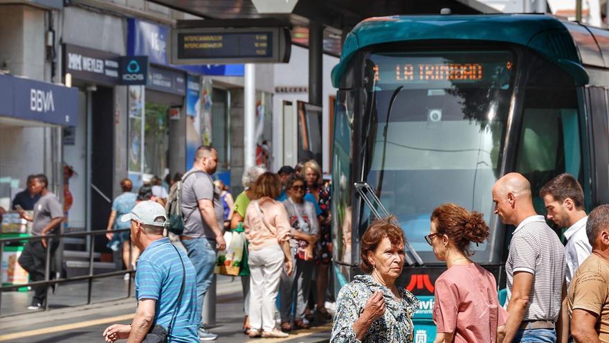 Metrotenerife Boosts Tram Frequency for Christmas and Three Kings' Day