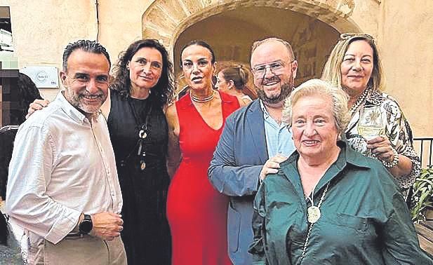 Imagen Rafa Ballester, Cati ateu, Rocio Ollero, Tommy Ferragut, Agueda Ropero, Maria Rosa Llodra.jpg