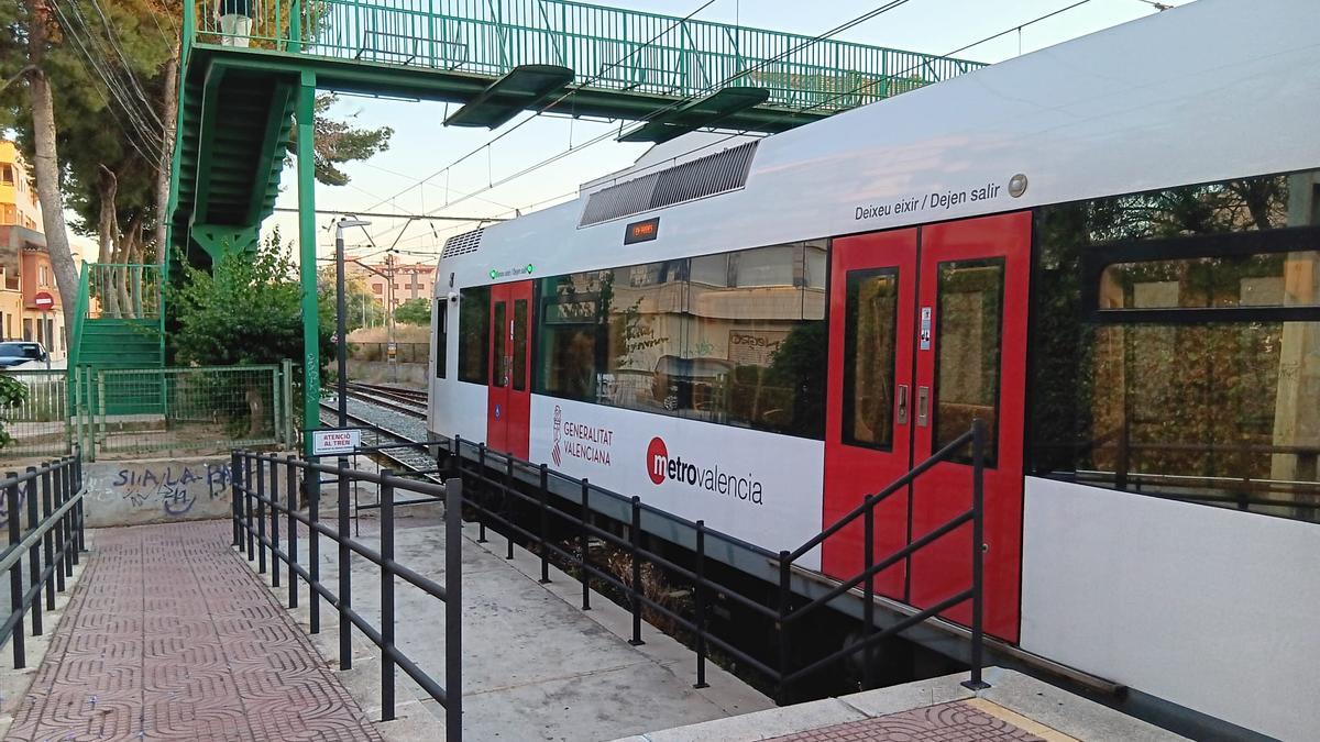 Electrificació en el tram València Sud - Torrent.