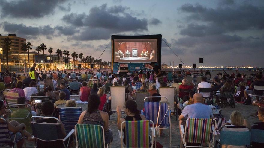 Benaguasil programa su cine de verano: estas son las películas