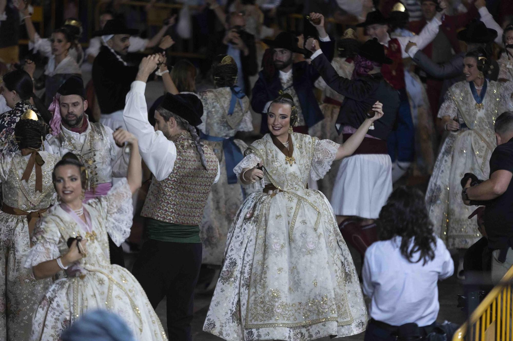 Dansà Falleras Mayores