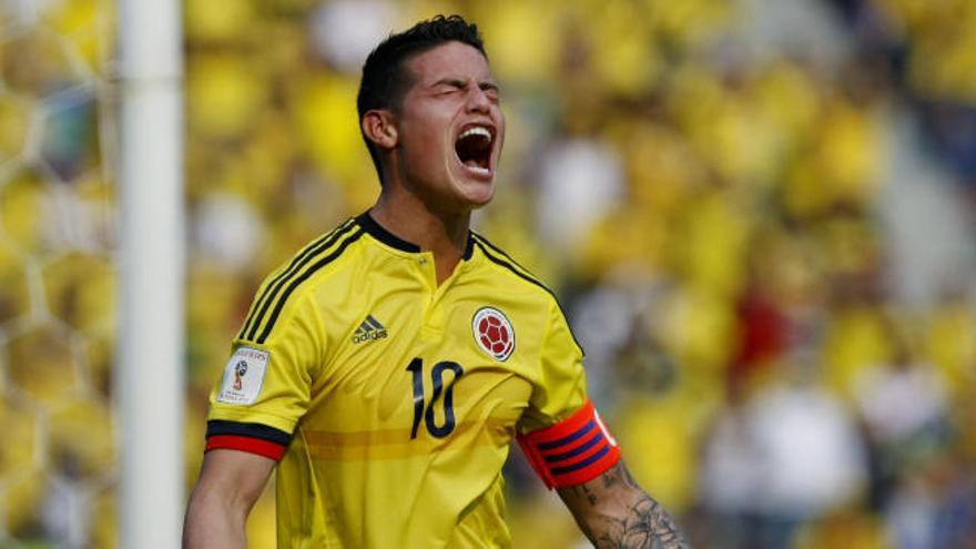 James, feliz con su selección