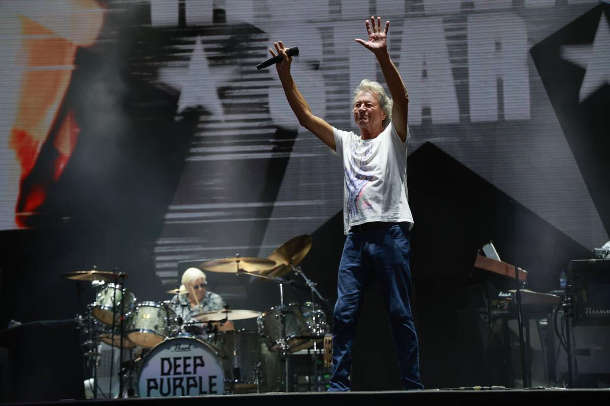 Deep Purple, en plena actuación en Vigo.
