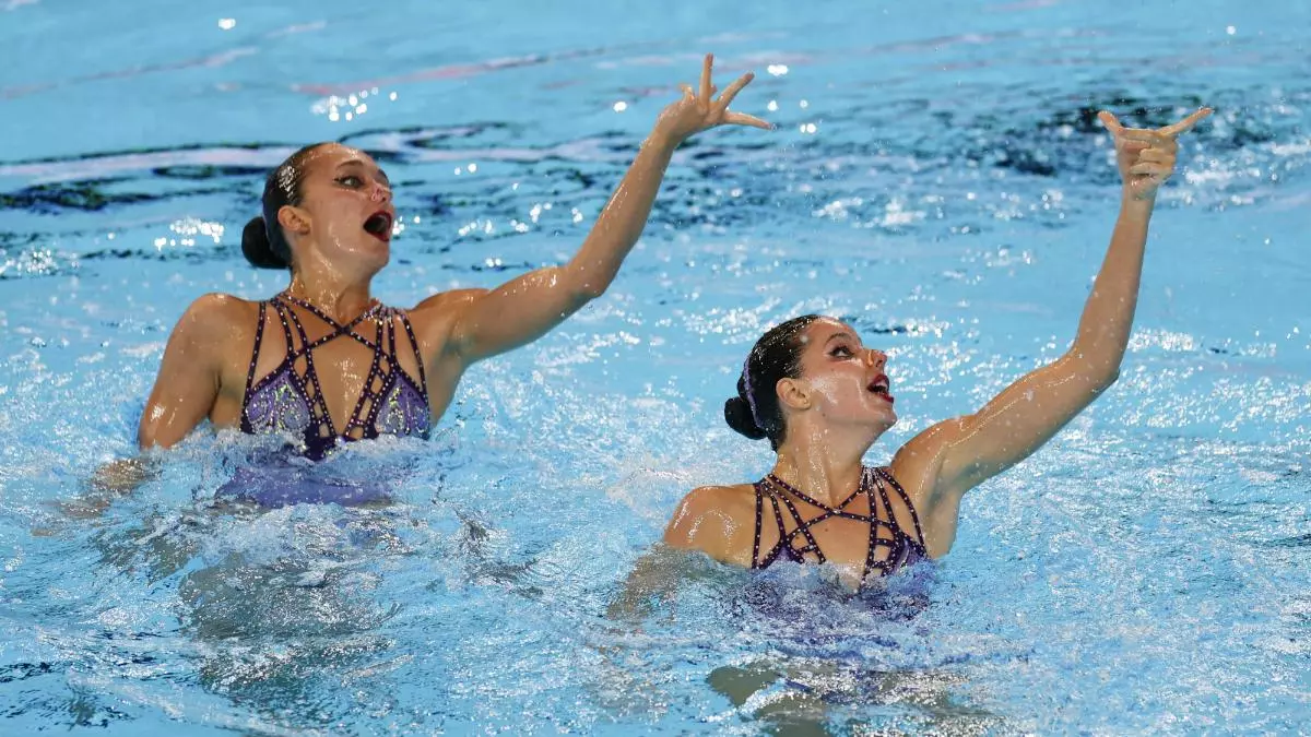 Iris Tió y Lilou Lluís Valette dominan la preliminar de libre