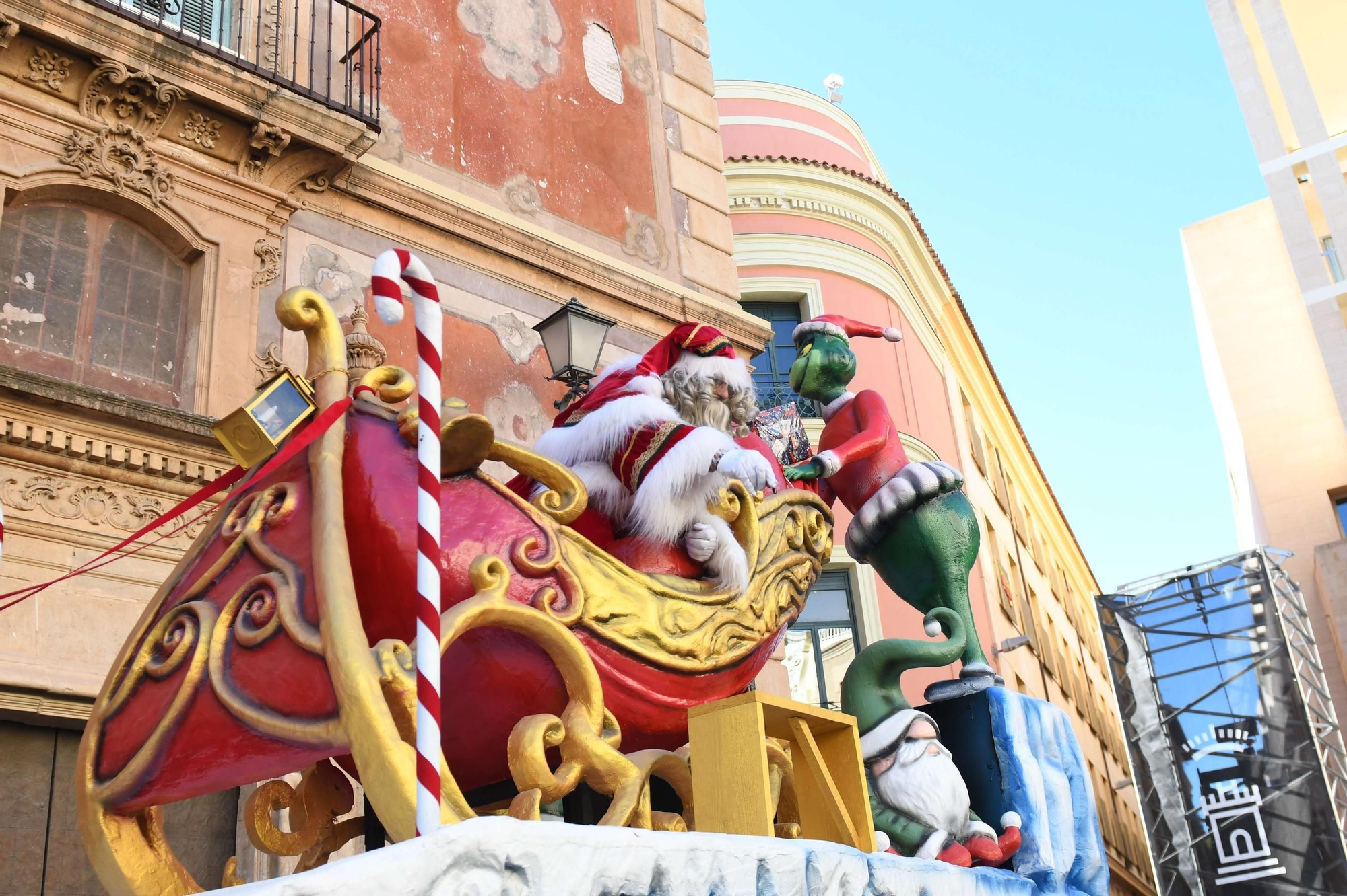 Las mejores imágenes del desfile de Papá Noel en Murcia