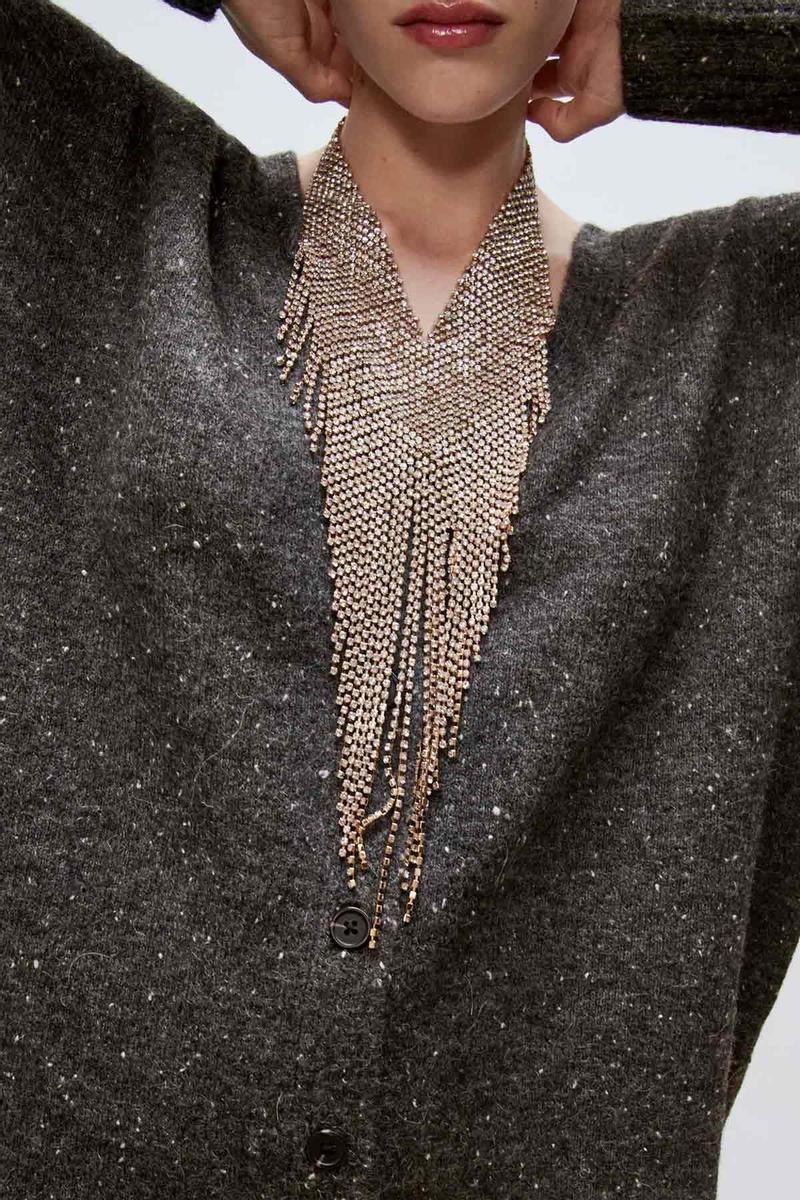 Collar cascada joya, de Zara