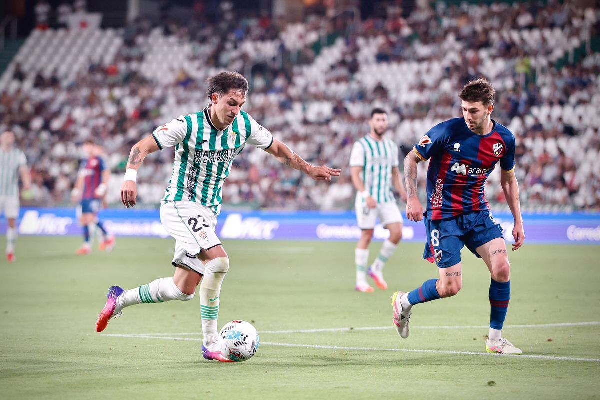Córdoba CF-Huesca | Las imágenes del partido de LaLiga Hypermotion