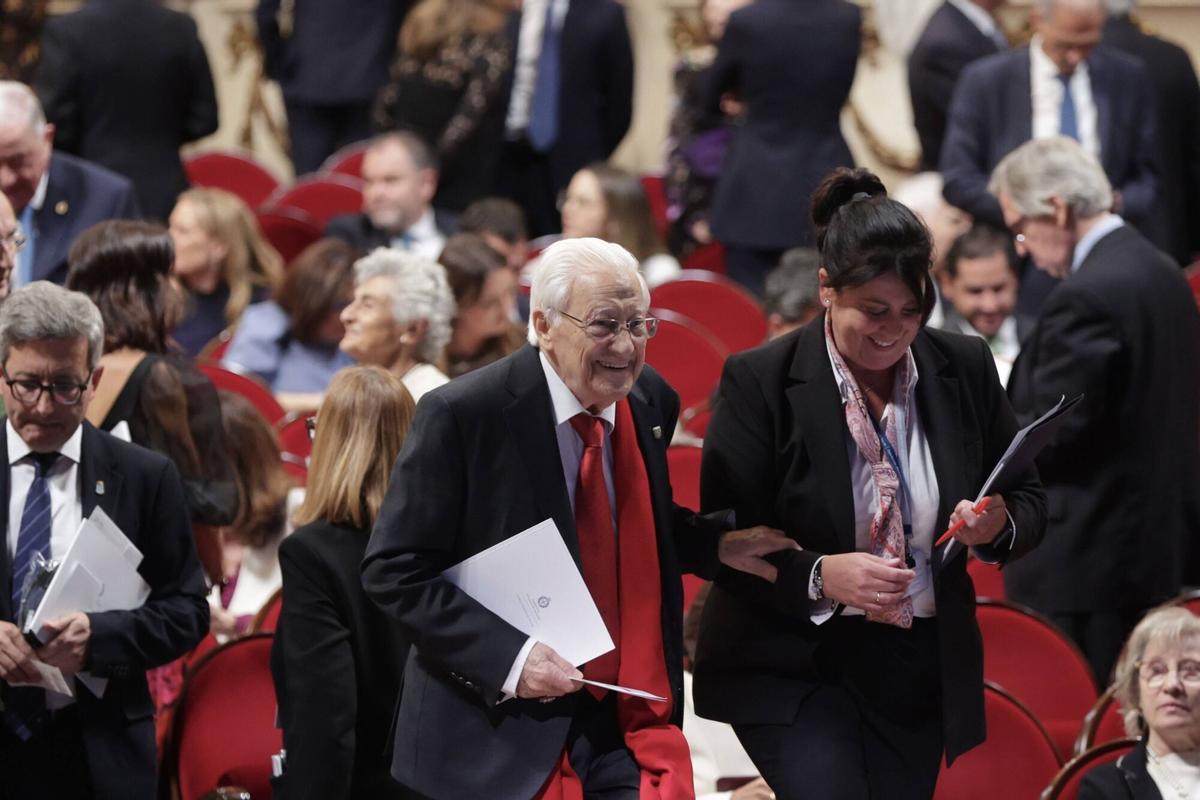 EN IMÁGENES: Así fue la ceremonia de los premios "Princesa de Asturias" 2025 en el teatro Campoamor de Oviedo