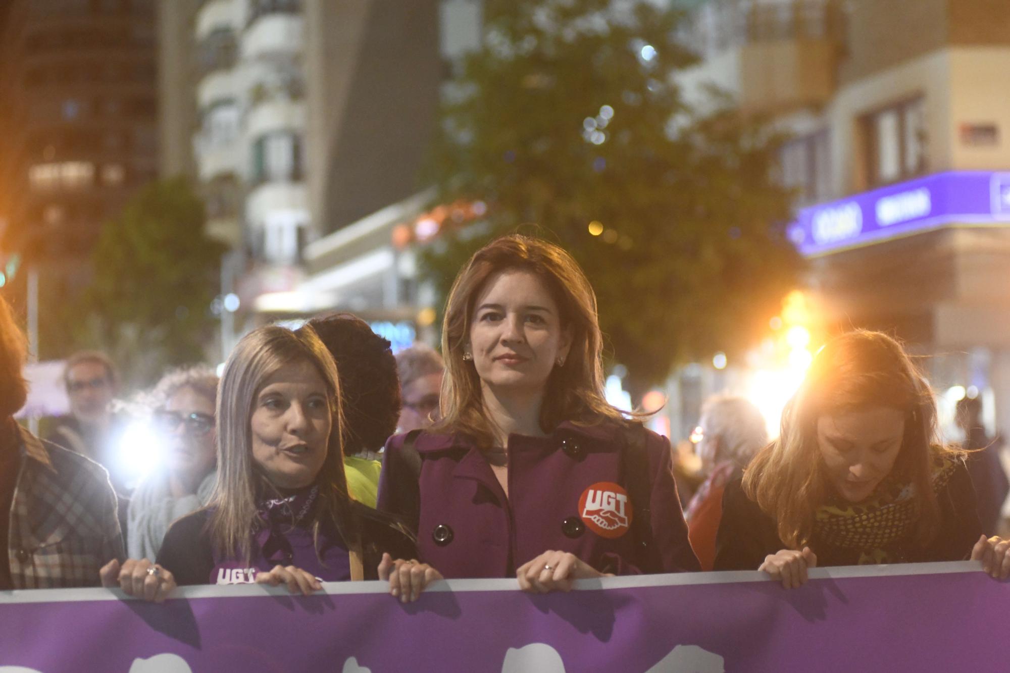 Las imágenes de la manifestación contra la violencia machista en Murcia