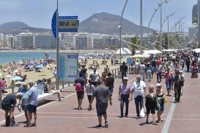 26-05-2019 LAS PALMAS DE GRAN CANARIA. Playa de Las Canteras  | 26/05/2019 | Fotógrafo: Andrés Cruz