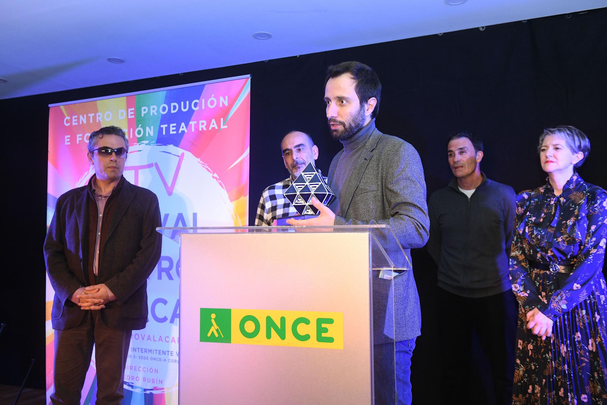 La ONCE premia en A Coruña al Centro Dramático Galego por SINTE