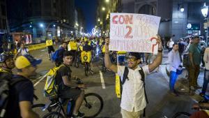 Protesta en Barcelona de repartidores autónomos de una conocida empresa digital de distribución.