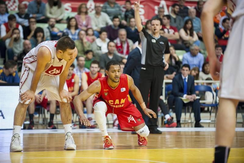 Fotogalería del CAI contra el UCAM