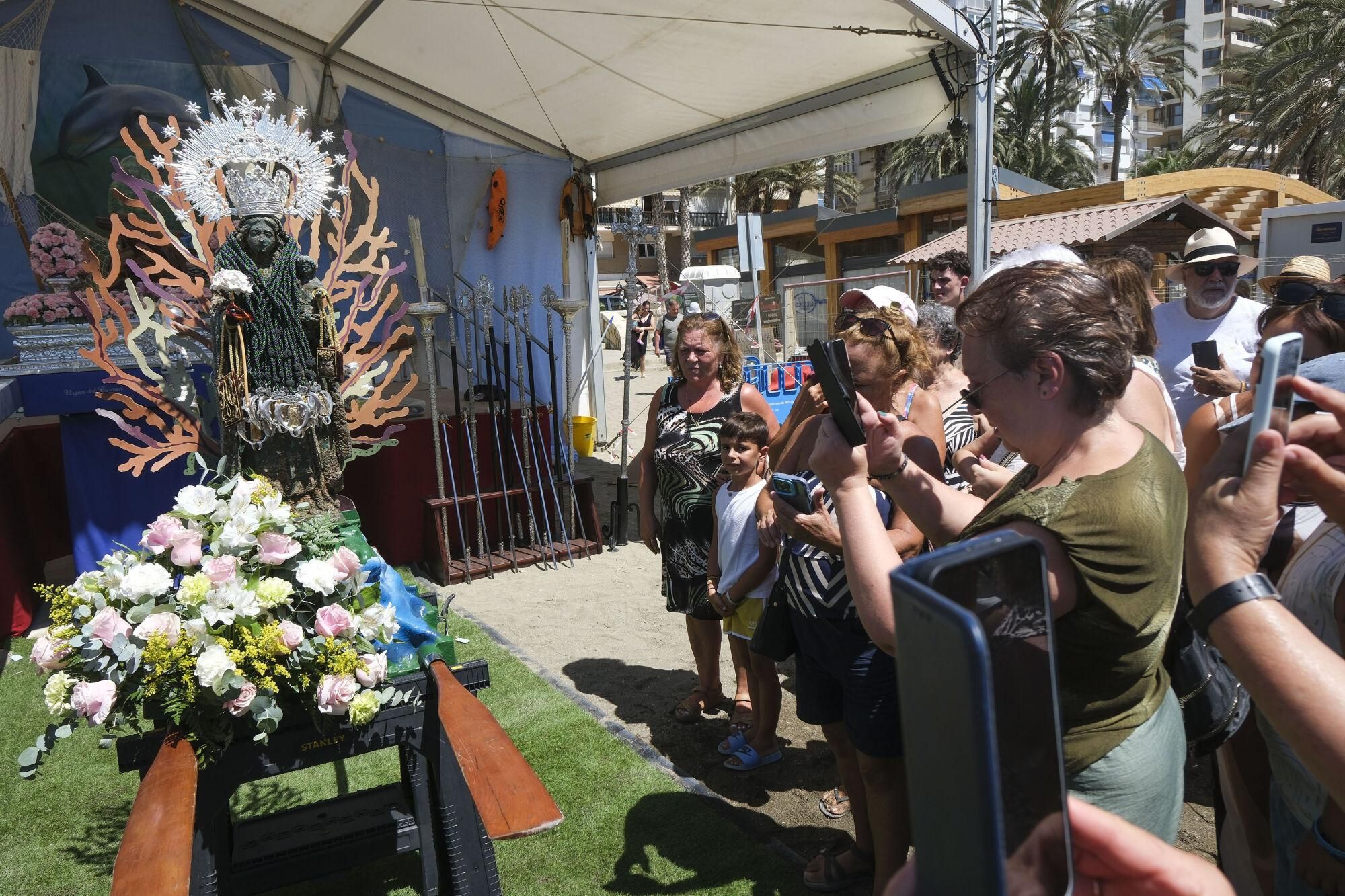 Procesión de la Virgen del Carmen de los submarinistas en La Malagueta