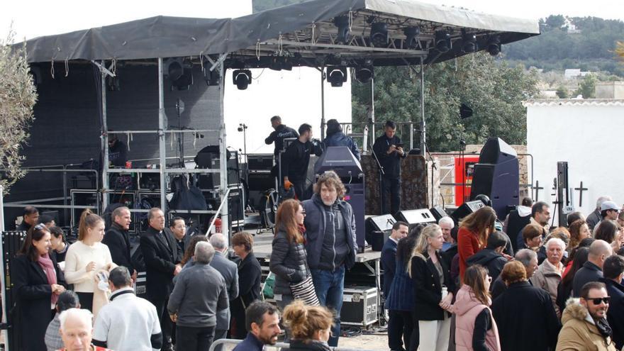Sant Antoni quiere licitar por 528.000 euros los «montajes y la logística» de la concejalía de Fiestas