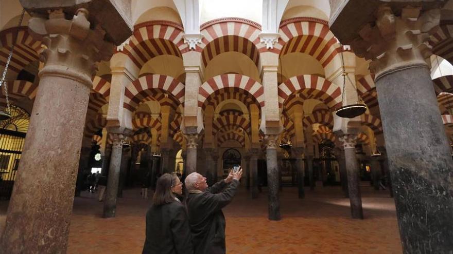 El Obispado acepta la reunión con la Junta sobre la Mezquita