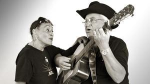 Música Directa: Acústic dEliades Ochoa i Omara Portuondo