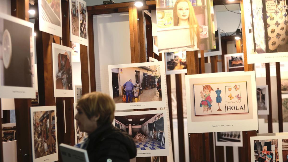 Exposición 'Pujar la persiana' en el MuVIM