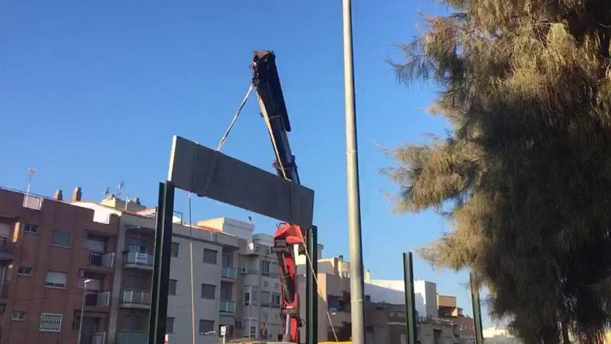 Comienzan las obras en el paso a nivel de Santiago el Mayor