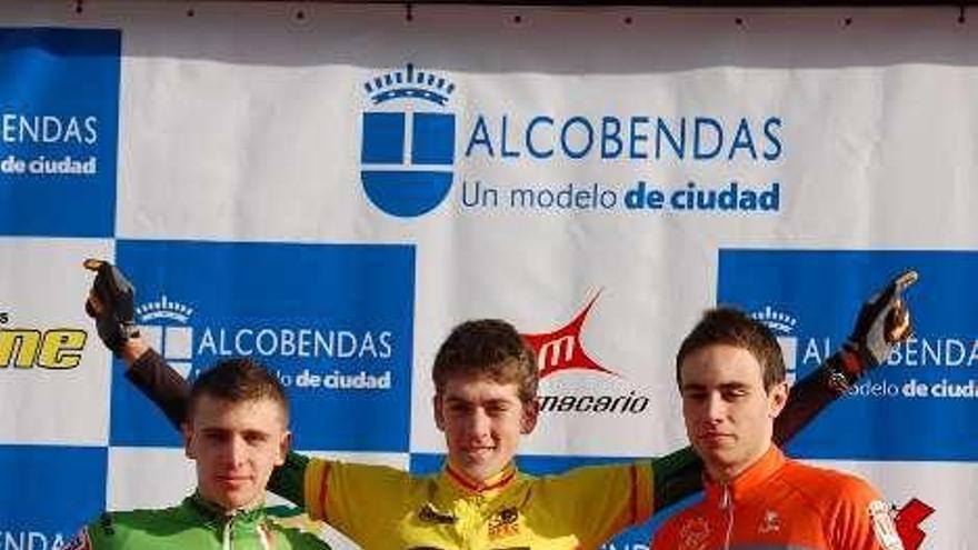 2011, campeón de la Copa de España y primero en el campeonato de España júnior.