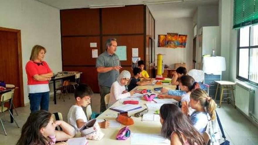 Francisco Guarido, en su visita al aula.