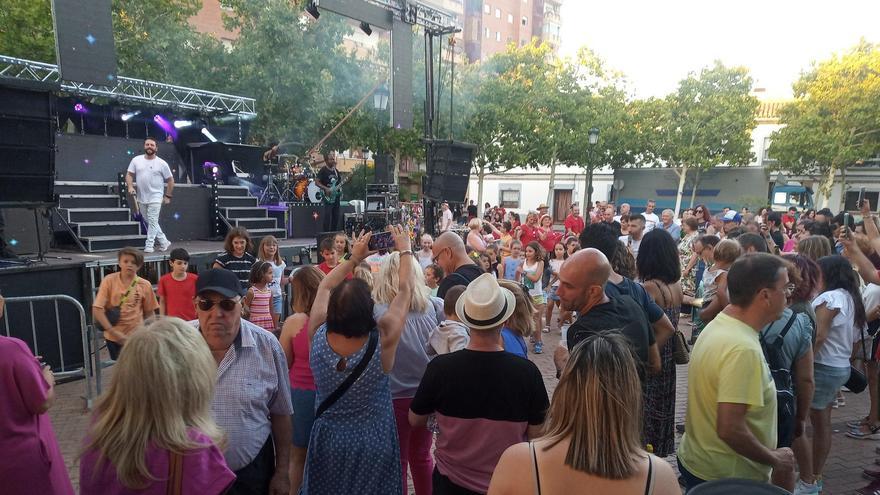 El barrio de Santa Isabel empieza hoy seis días de fiestas por su patrona