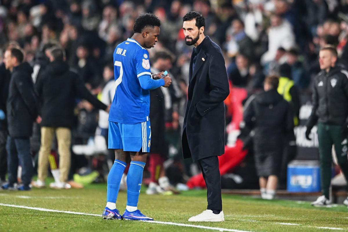 Vinicius y Arbeloa, en Albacete